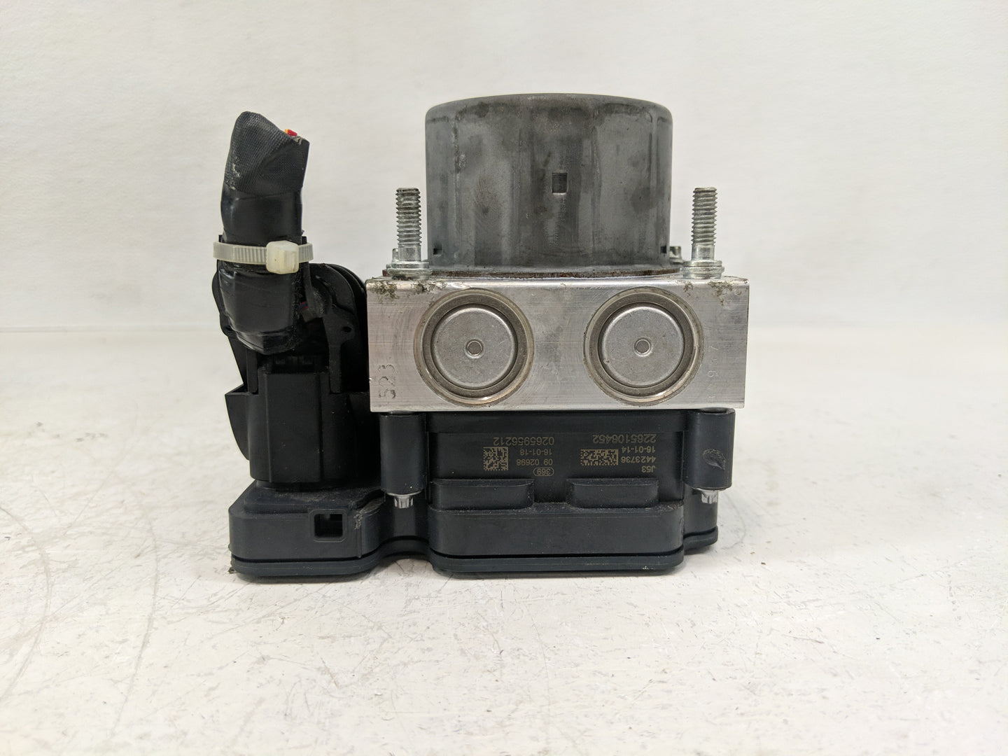 2016 Subaru Forester ABS Pump Control Module Replacement P/N:2265106452 Fits OEM Used Auto Parts - Oemusedautoparts1.com