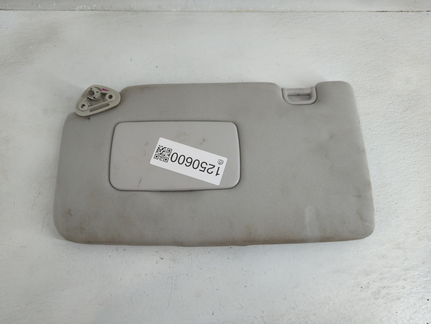 2016 Subaru Forester Sun Visor Shade Replacement Driver Left Mirror Fits OEM Used Auto Parts - Oemusedautoparts1.com
