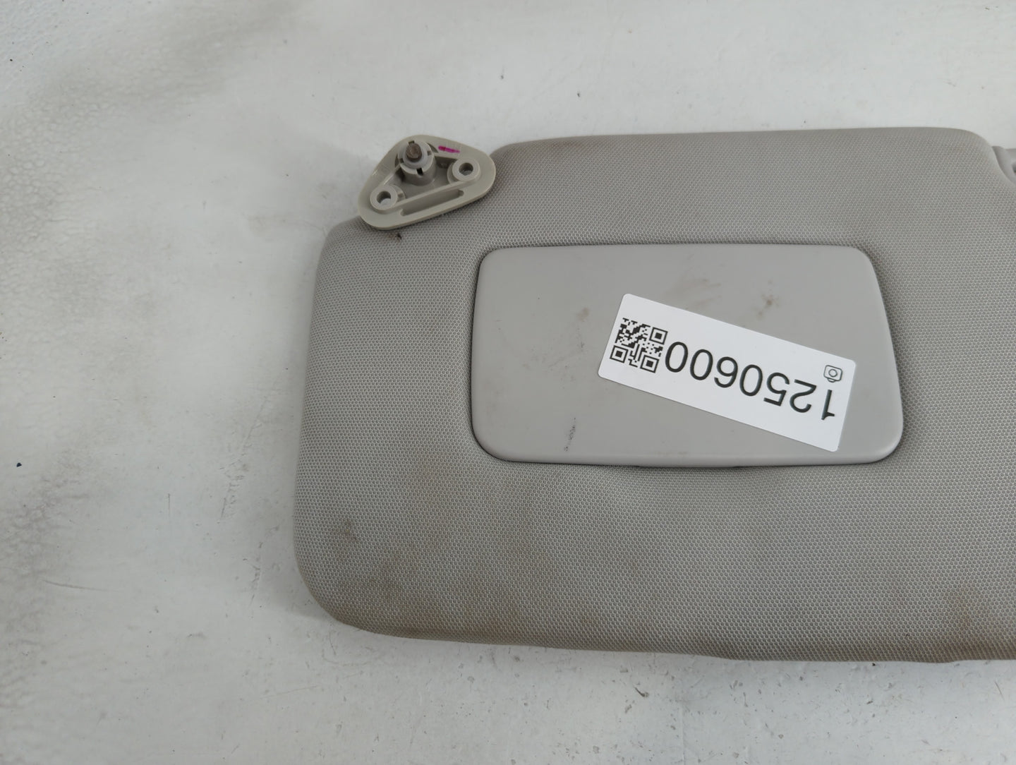 2016 Subaru Forester Sun Visor Shade Replacement Driver Left Mirror Fits OEM Used Auto Parts - Oemusedautoparts1.com