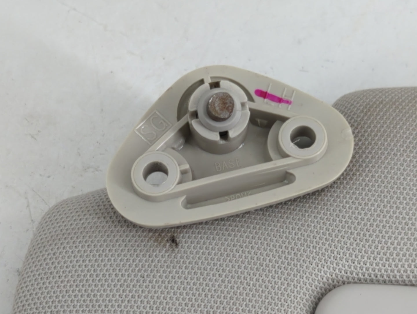 2016 Subaru Forester Sun Visor Shade Replacement Driver Left Mirror Fits OEM Used Auto Parts - Oemusedautoparts1.com