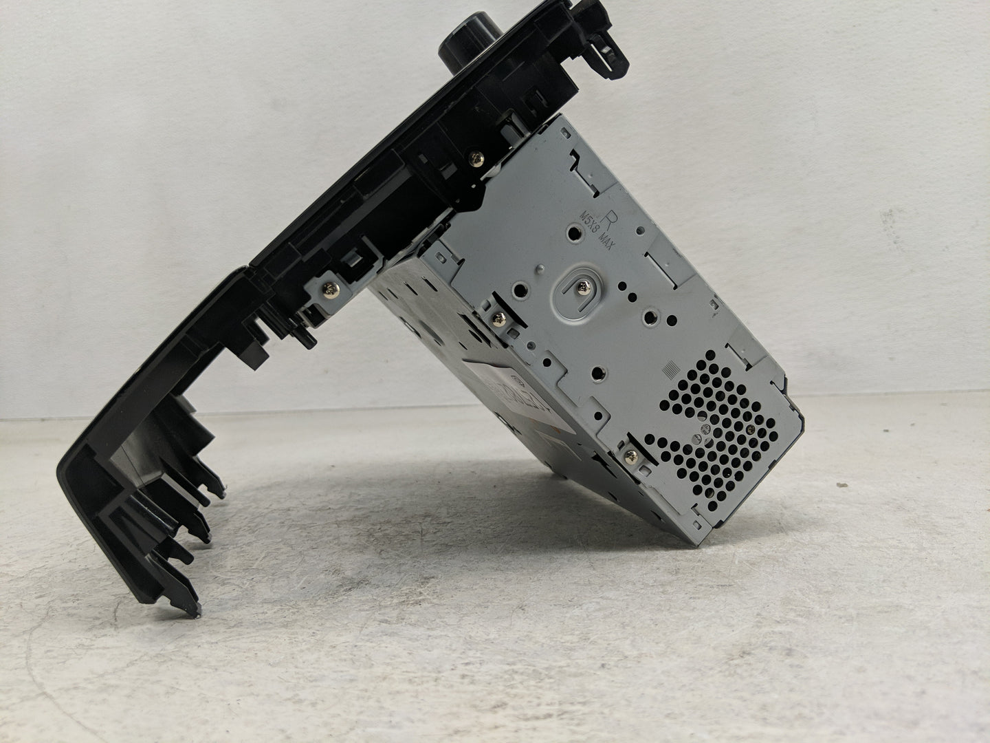 2016 Subaru Forester Radio Control Panel - Oemusedautoparts1.com
