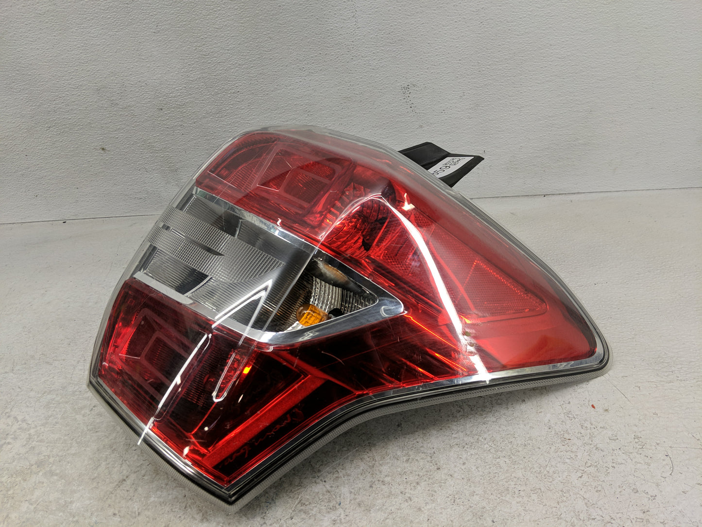 2016 Subaru Forester Tail Light Assembly Passenger Right OEM P/N:84201-SG040 Fits OEM Used Auto Parts - Oemusedautoparts1.co