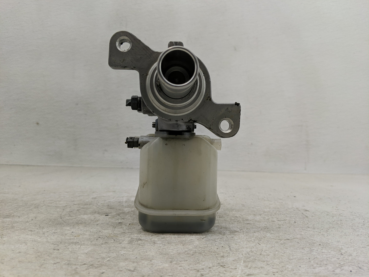 Subaru Forester Brake Master Cylinder 1276457 - Oemusedautoparts1.com