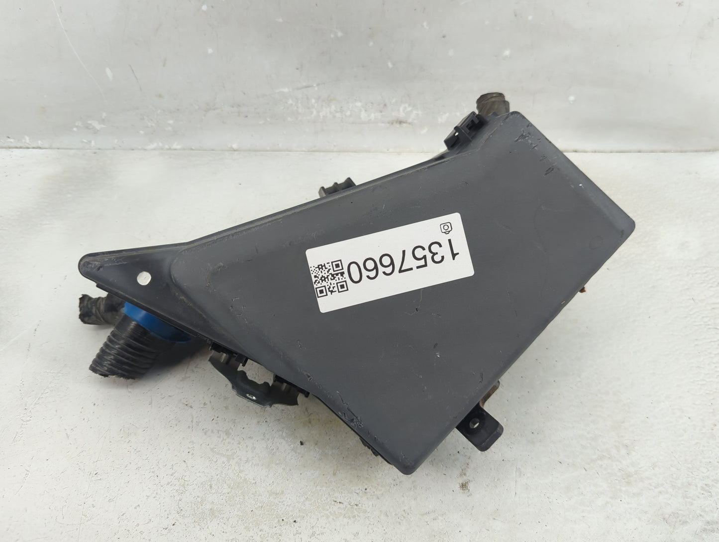 2016-2018 Subaru Forester Fusebox Fuse Box Panel Relay Module P/N:MB502000B Fits Fits 2016 2017 2018 OEM Used Auto Parts - O