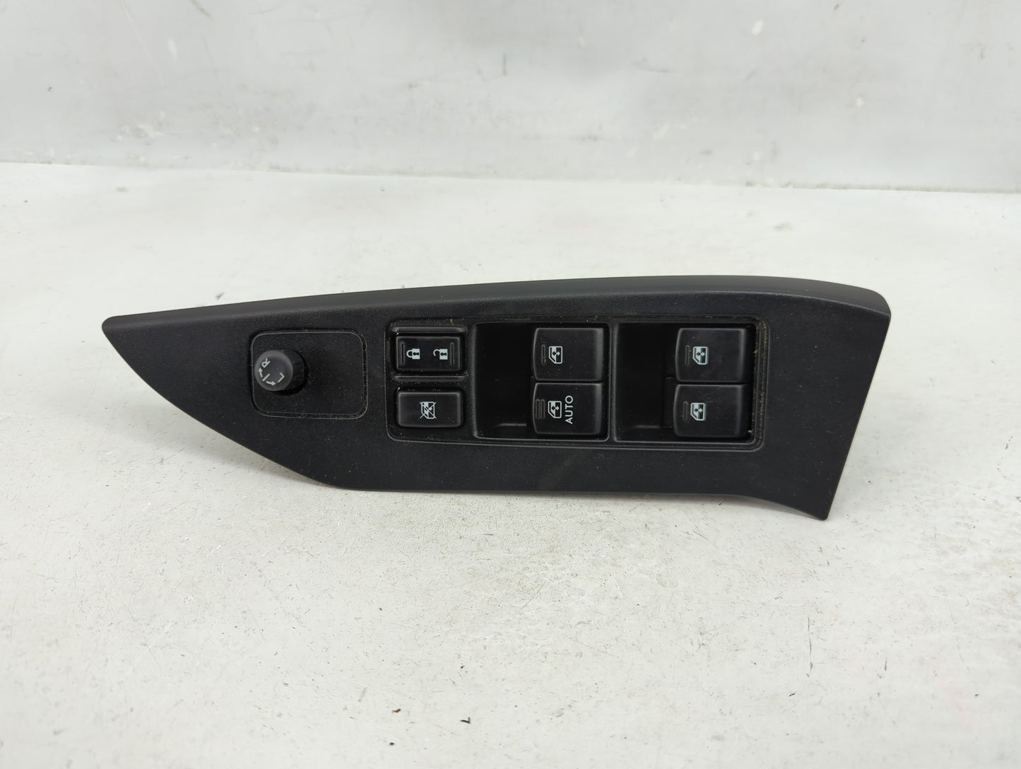2016 Subaru Forester Master Power Window Switch Replacement Driver Side Left P/N:83071SG010 Fits OEM Used Auto Parts - Oemus