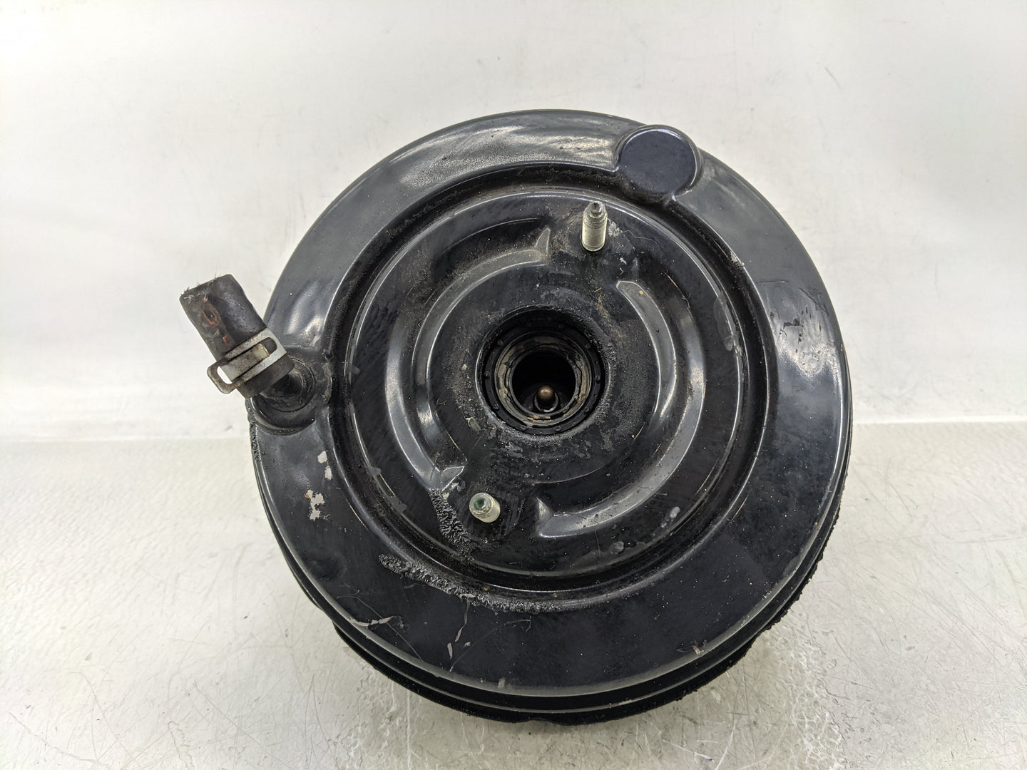 2015-2018 Subaru Forester Power Brake Booster Oem - Oemusedautoparts1.com