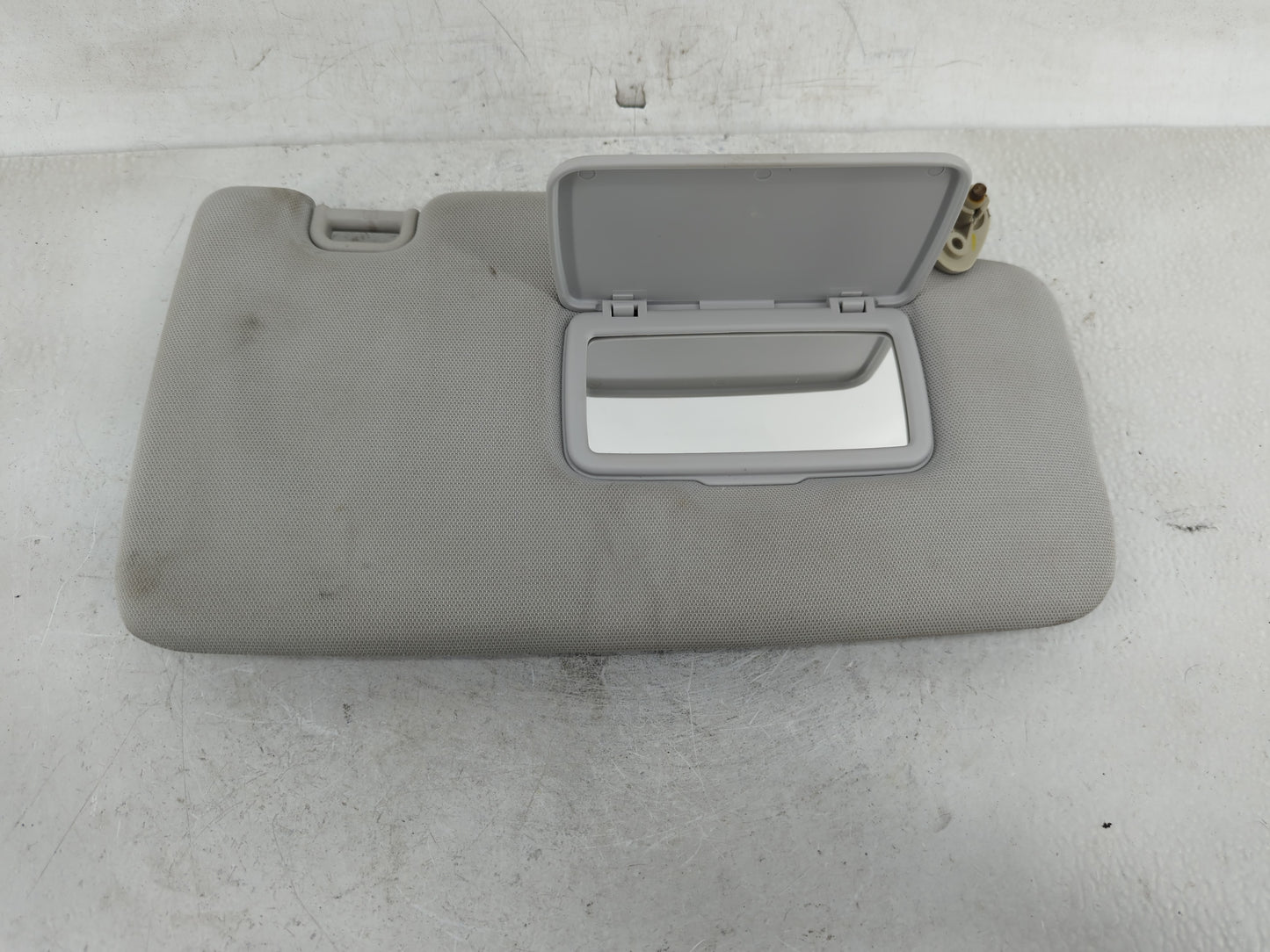 2016 Subaru Forester Sun Visor Shade Replacement Passenger Right Mirror Fits OEM Used Auto Parts - Oemusedautoparts1.com
