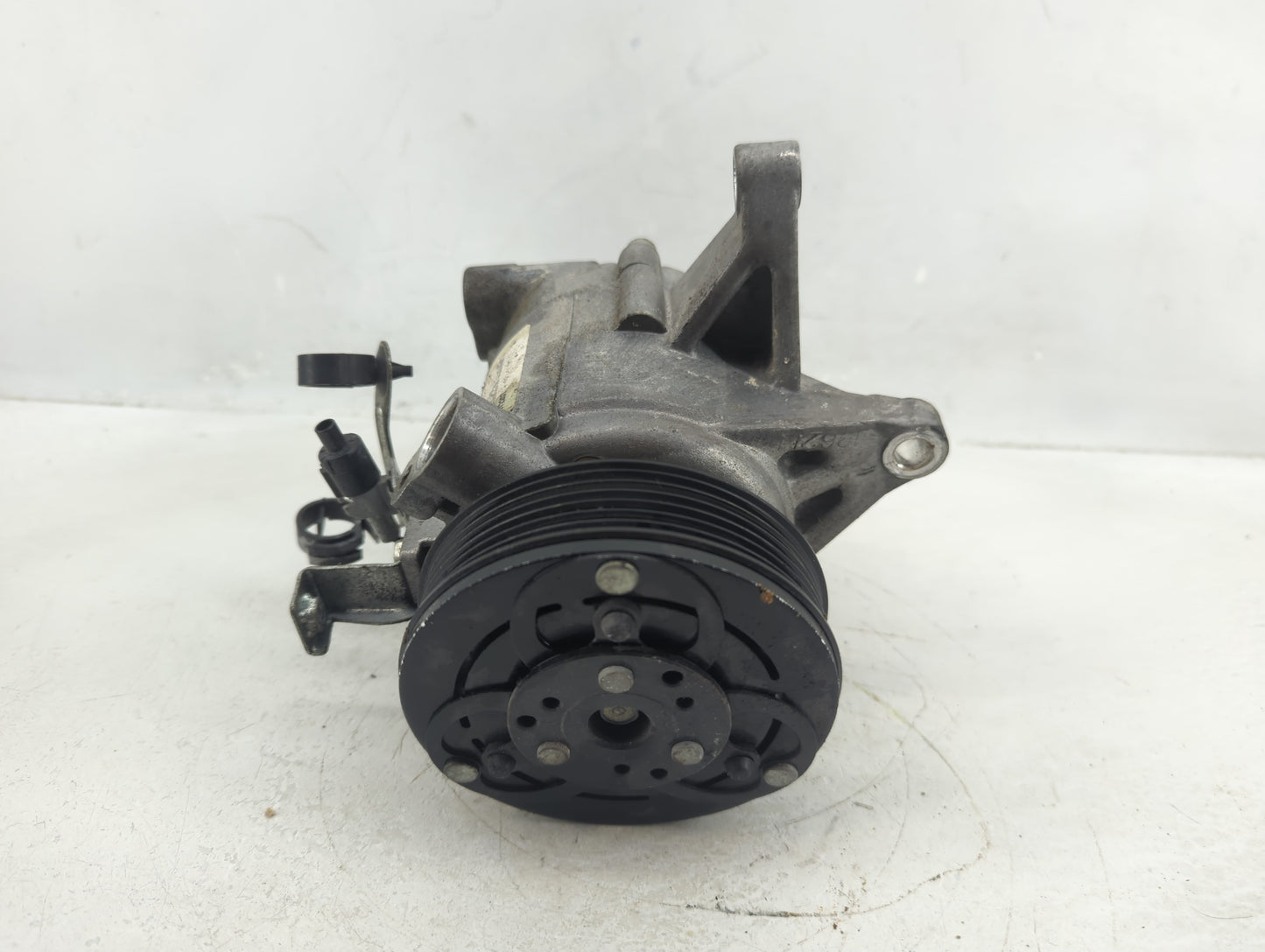 Subaru Forester Air Conditioning A/c Ac Compressor Oem - Oemusedautoparts1.com