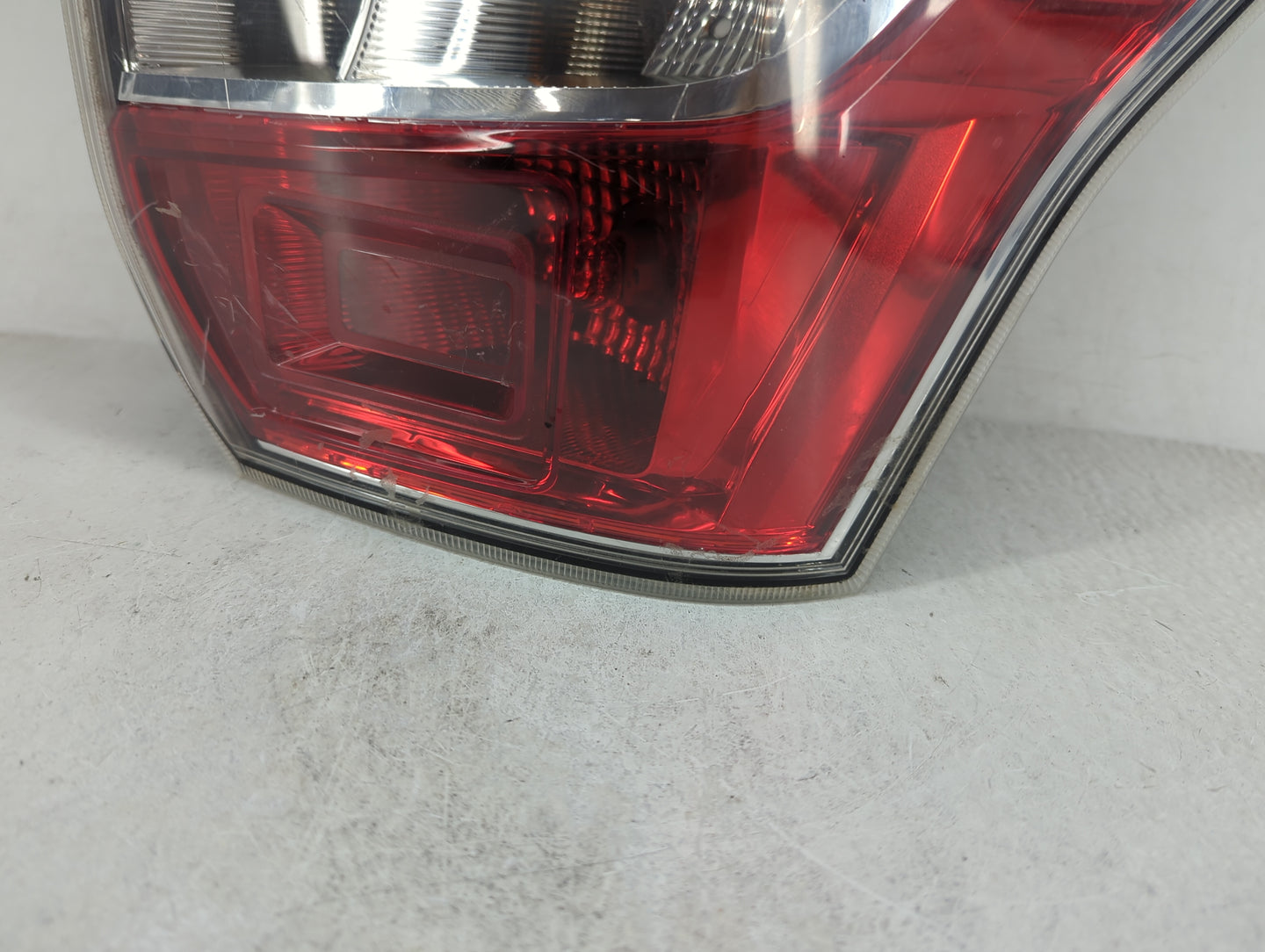 2016 Subaru Forester Tail Light Assembly Passenger Right OEM Fits OEM Used Auto Parts - Oemusedautoparts1.com