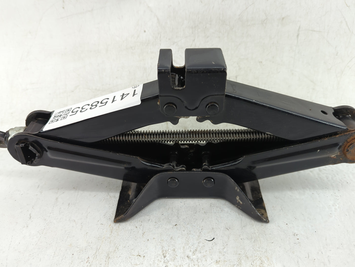 2016 Subaru Forester Spare Scissor Car Jack - Oemusedautoparts1.com