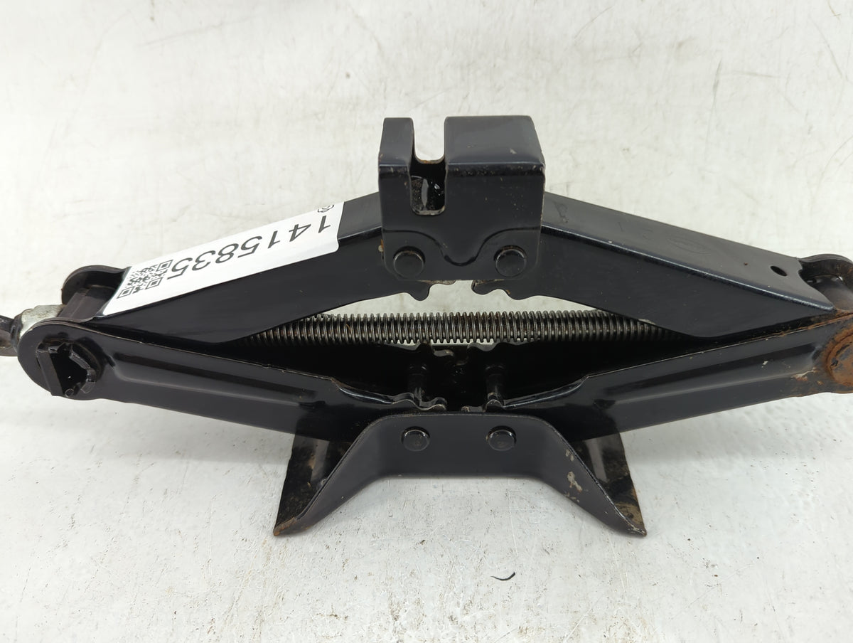 2016 Subaru Forester Spare Scissor Car Jack - Oemusedautoparts1.com