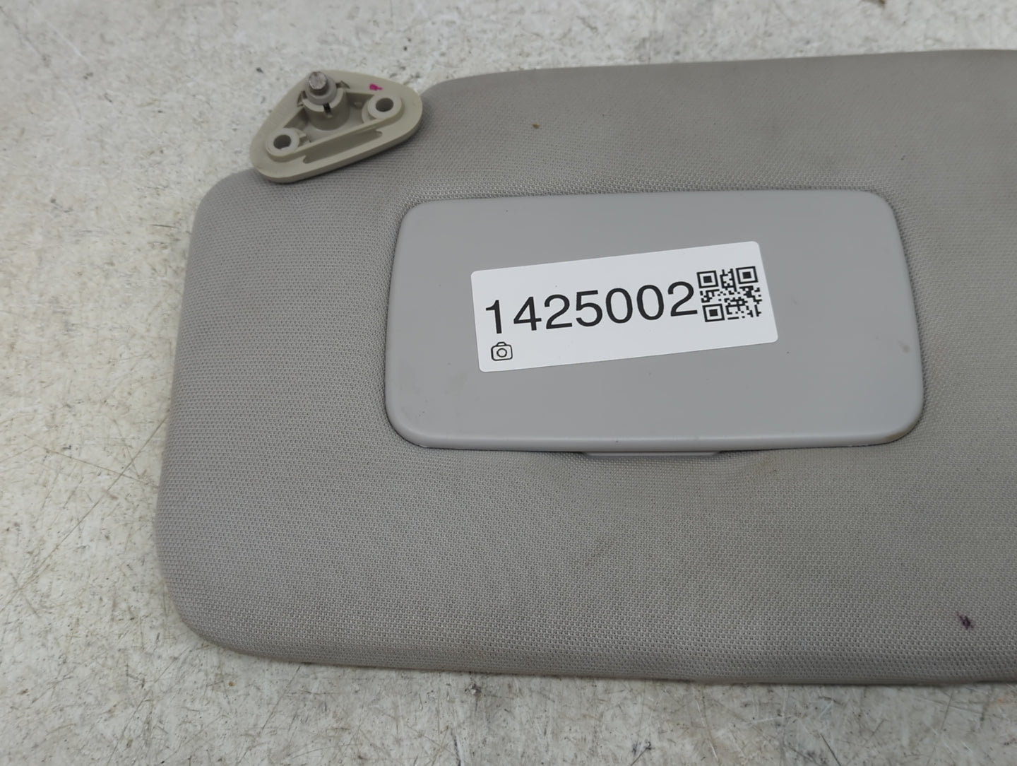 2016 Subaru Forester Sun Visor Shade Replacement Driver Left Mirror Fits OEM Used Auto Parts - Oemusedautoparts1.com