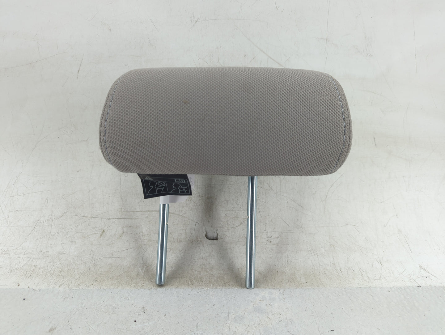 2016 Subaru Forester Headrest Head Rest Rear Center Seat Fits OEM Used Auto Parts - Oemusedautoparts1.com