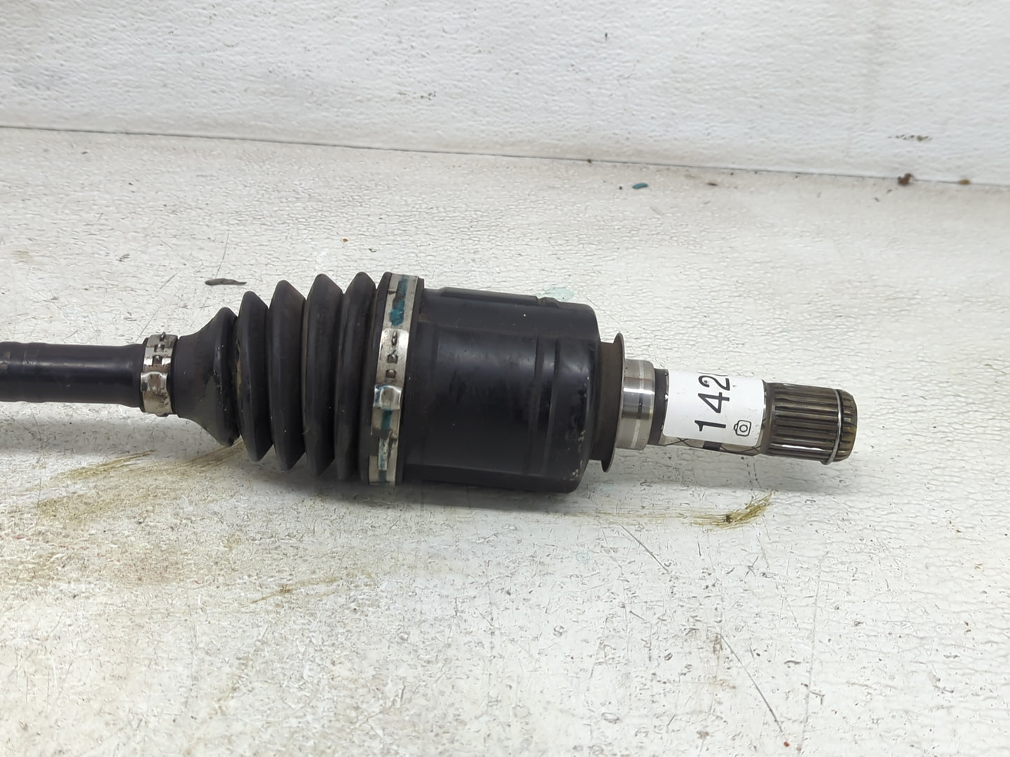 2016 Subaru Forester Axle Shaft Front Passenger Cv C/v - Oemusedautoparts1.com