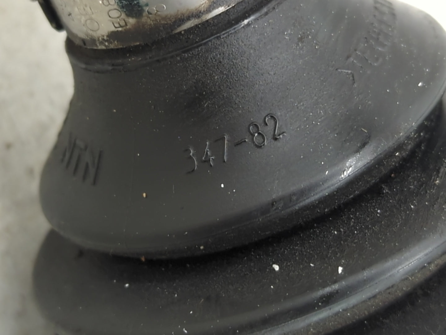 2016 Subaru Forester Axle Shaft Front Passenger Cv C/v - Oemusedautoparts1.com