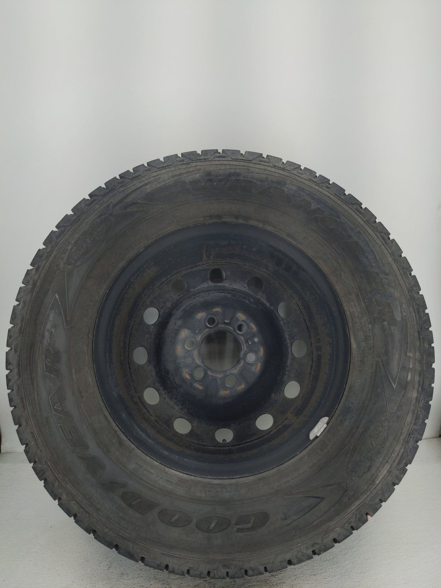 2016 Subaru Forester Spare Donut Tire Wheel Rim Oem - Oemusedautoparts1.com