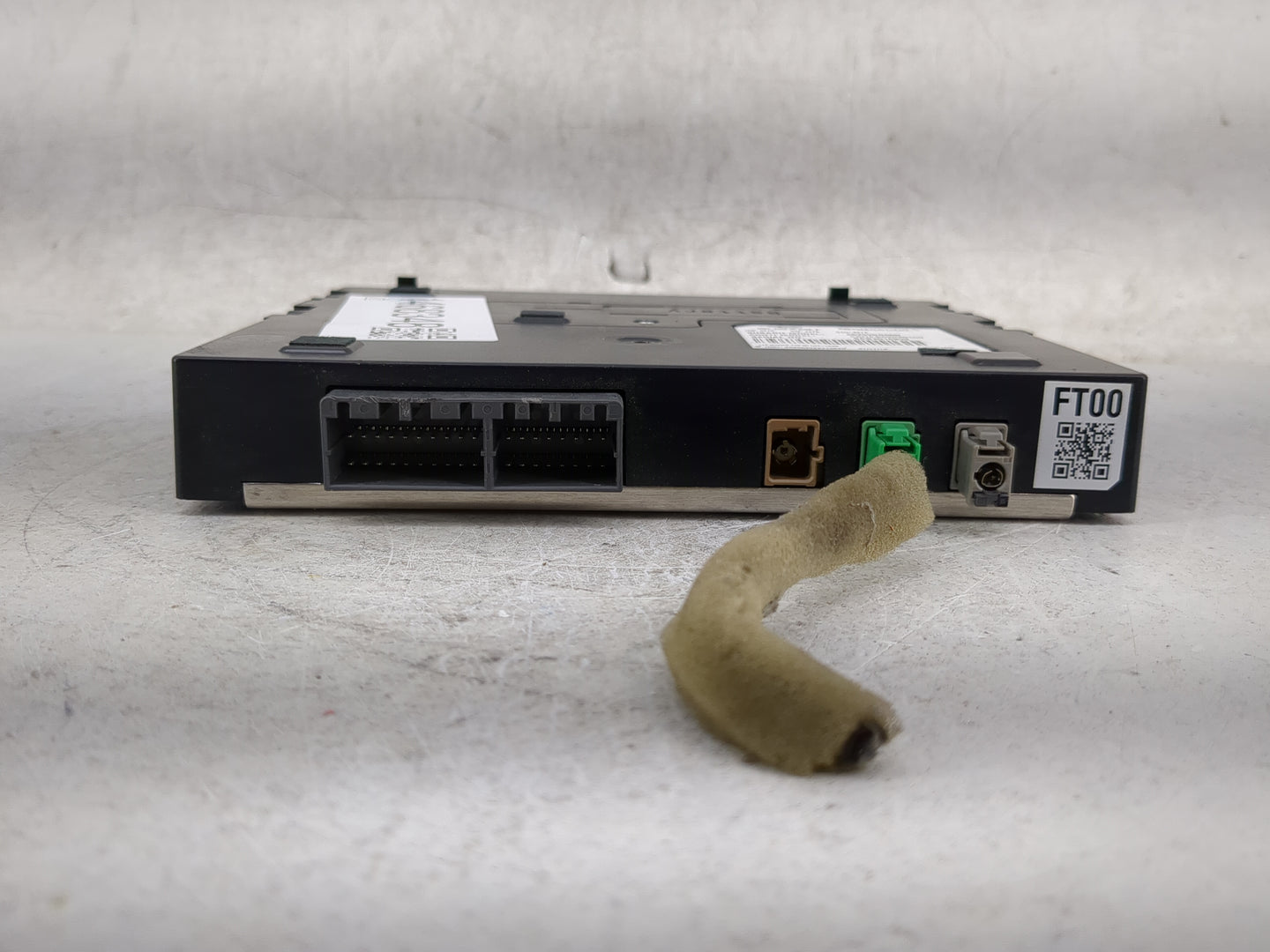 2016 Subaru Forester Telematics Control Module 86222sg000|asuab02020100 - Oemusedautoparts1.com