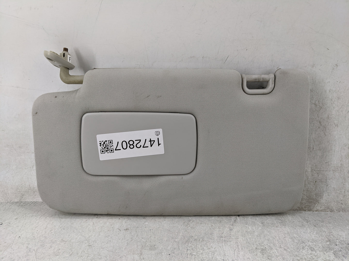 2016 Subaru Forester Sun Visor Shade Replacement Driver Left Mirror Fits OEM Used Auto Parts - Oemusedautoparts1.com
