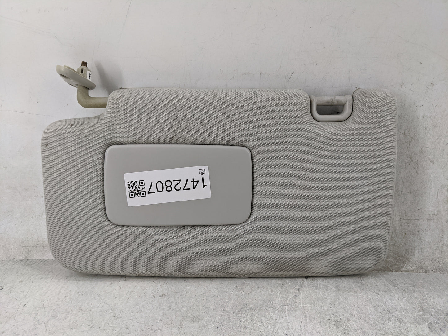 2016 Subaru Forester Sun Visor Shade Replacement Driver Left Mirror Fits OEM Used Auto Parts - Oemusedautoparts1.com