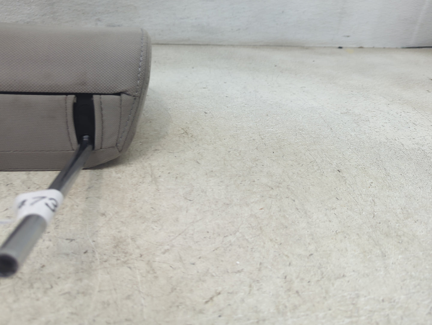 2016 Subaru Forester Headrest Head Rest Front Driver Seat Gray 1473011 - Oemusedautoparts1.com