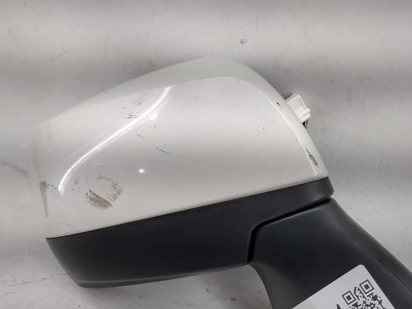 2016 Subaru Forester Passenger Side View Mirror - Right Door Mirror OEM Used - Oemusedautoparts1.com