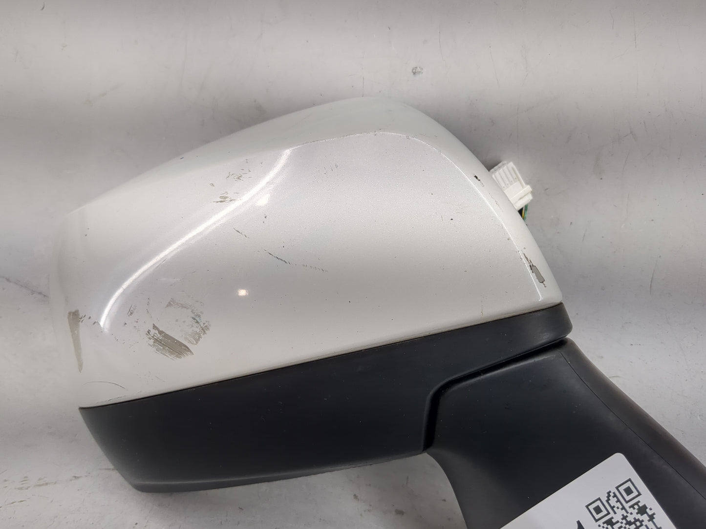 2016 Subaru Forester Passenger Side View Mirror - Right Door Mirror OEM Used - Oemusedautoparts1.com