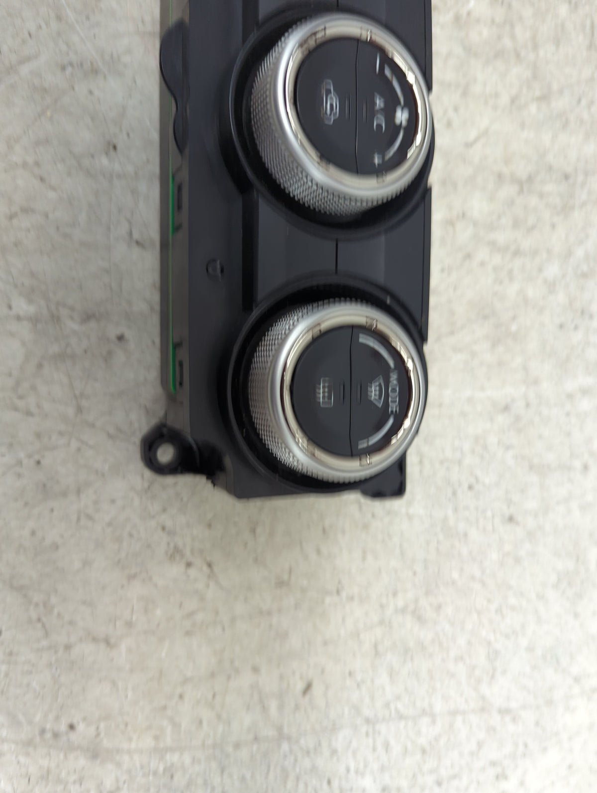 2016 Subaru Forester Climate Control Module Temperature AC/Heater Replacement P/N:72311SG511 T46865A Fits OEM Used Auto Part