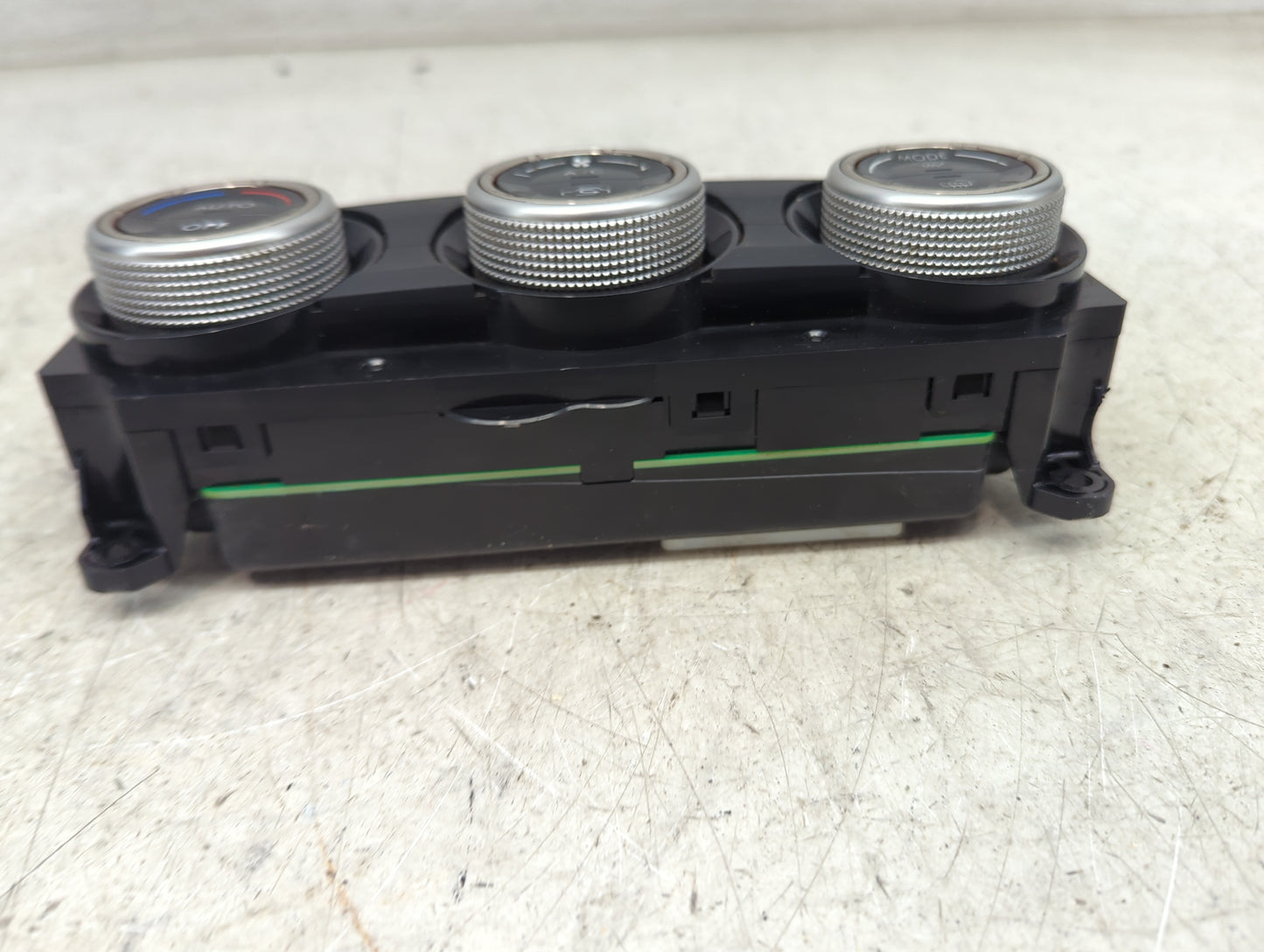 2016 Subaru Forester Climate Control Module Temperature AC/Heater Replacement P/N:72311SG511 T46865A Fits OEM Used Auto Part