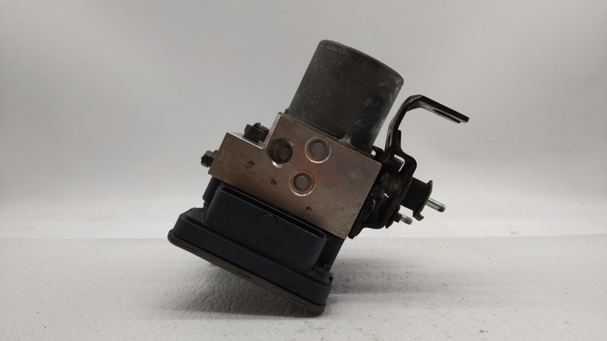 2016 Subaru Forester Anti-Lock Brake ABS Pump Module Actuator OEM P/N:27596SG150 Fits OEM Used Auto Parts - Oemusedautoparts