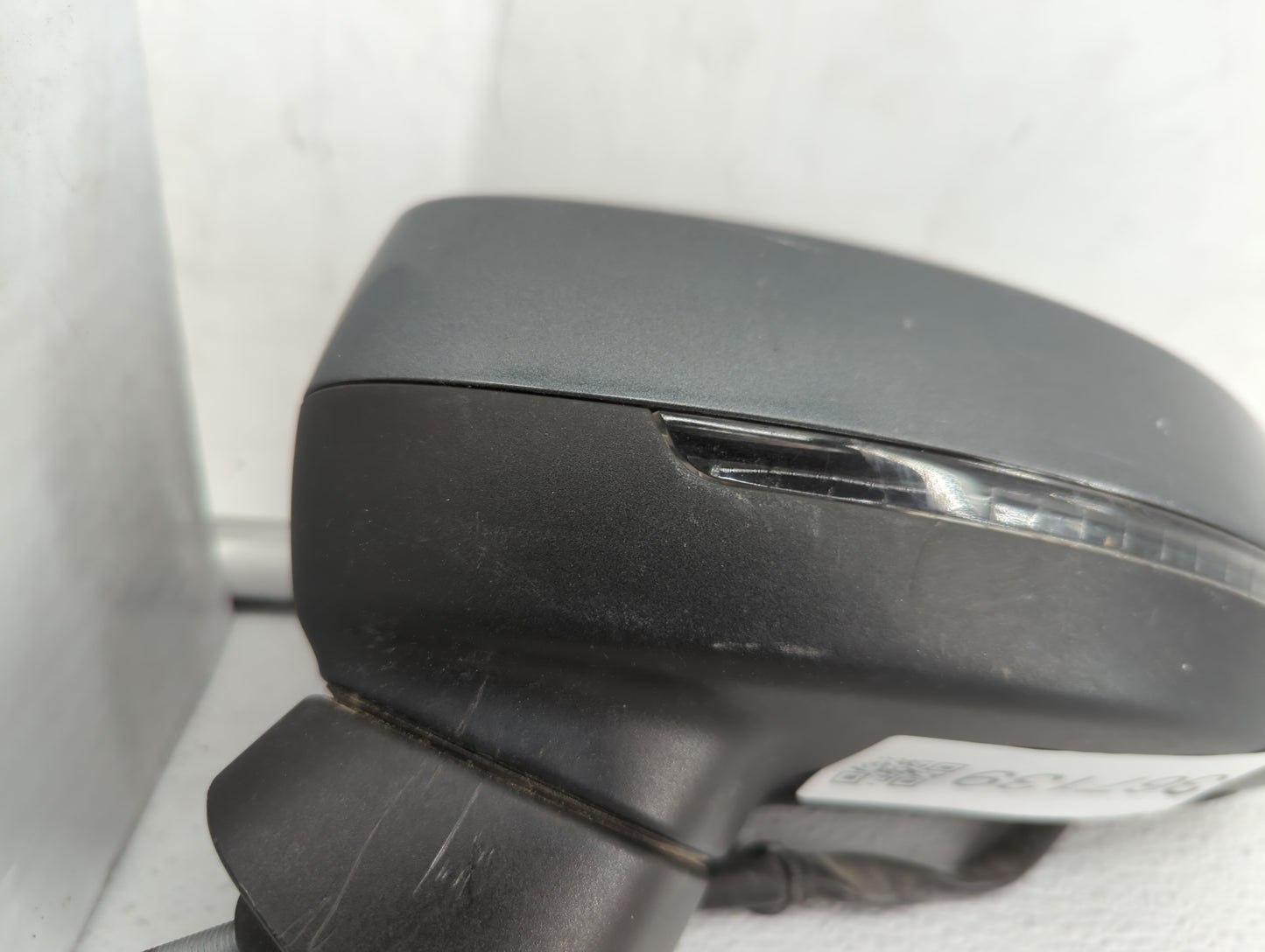 2016 Subaru Forester Driver Side View Mirror - Left Door Mirror OEM Used - Oemusedautoparts1.com