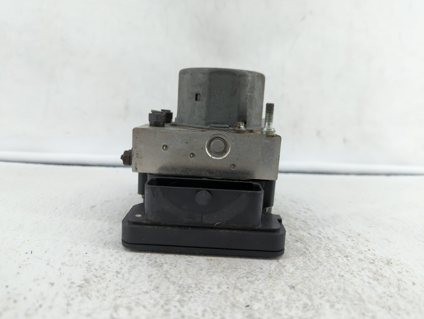 2016 Subaru Forester ABS Pump Control Module Replacement P/N:2265108452 27536SG110 Fits OEM Used Auto Parts - Oemusedautopar