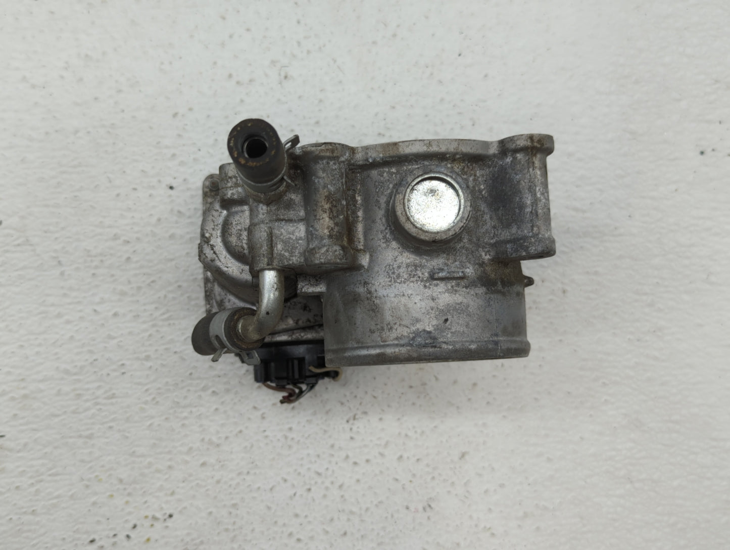 2011-2017 Subaru Forester Throttle Body P/N:16112AA380 Fits Fits 2011 2012 2013 2014 2015 2016 2017 OEM Used Auto Parts - Oe