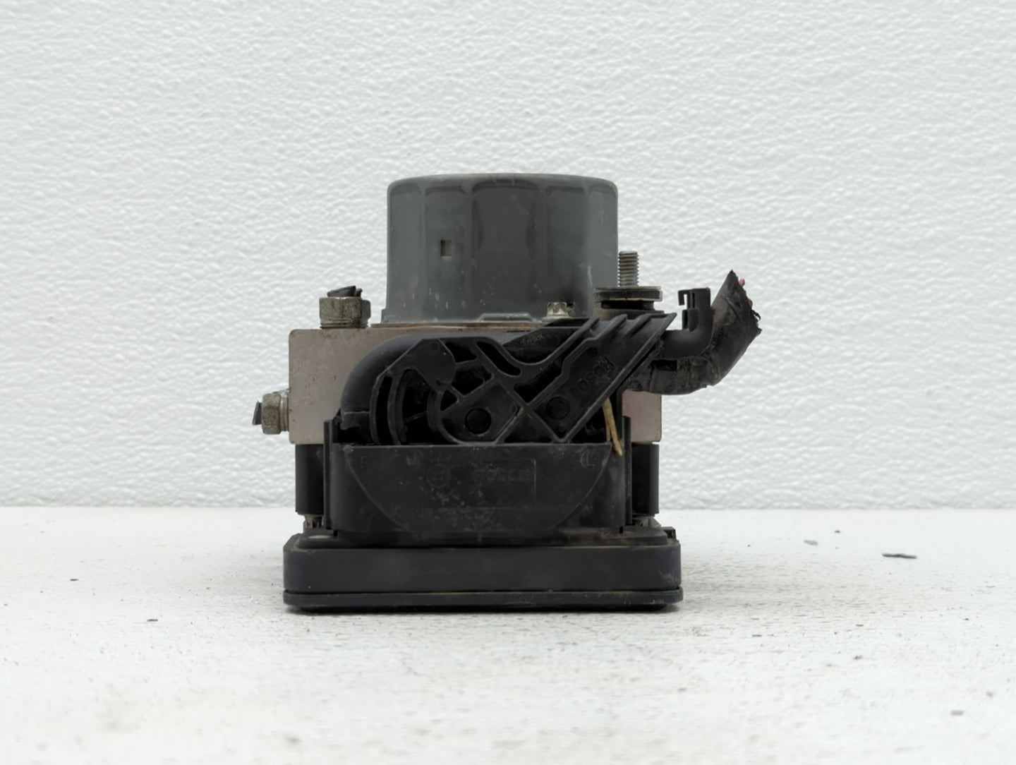 2016 Subaru Forester ABS Pump Control Module Replacement P/N:2265108452 27536SG110 Fits OEM Used Auto Parts - Oemusedautopar