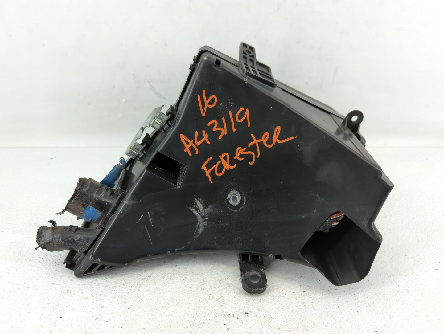 2009 Subaru Forester Fusebox Fuse Box Panel Relay Module P/N:MB100200B Fits Fits 2008 2010 2011 OEM Used Auto Parts - Oemuse