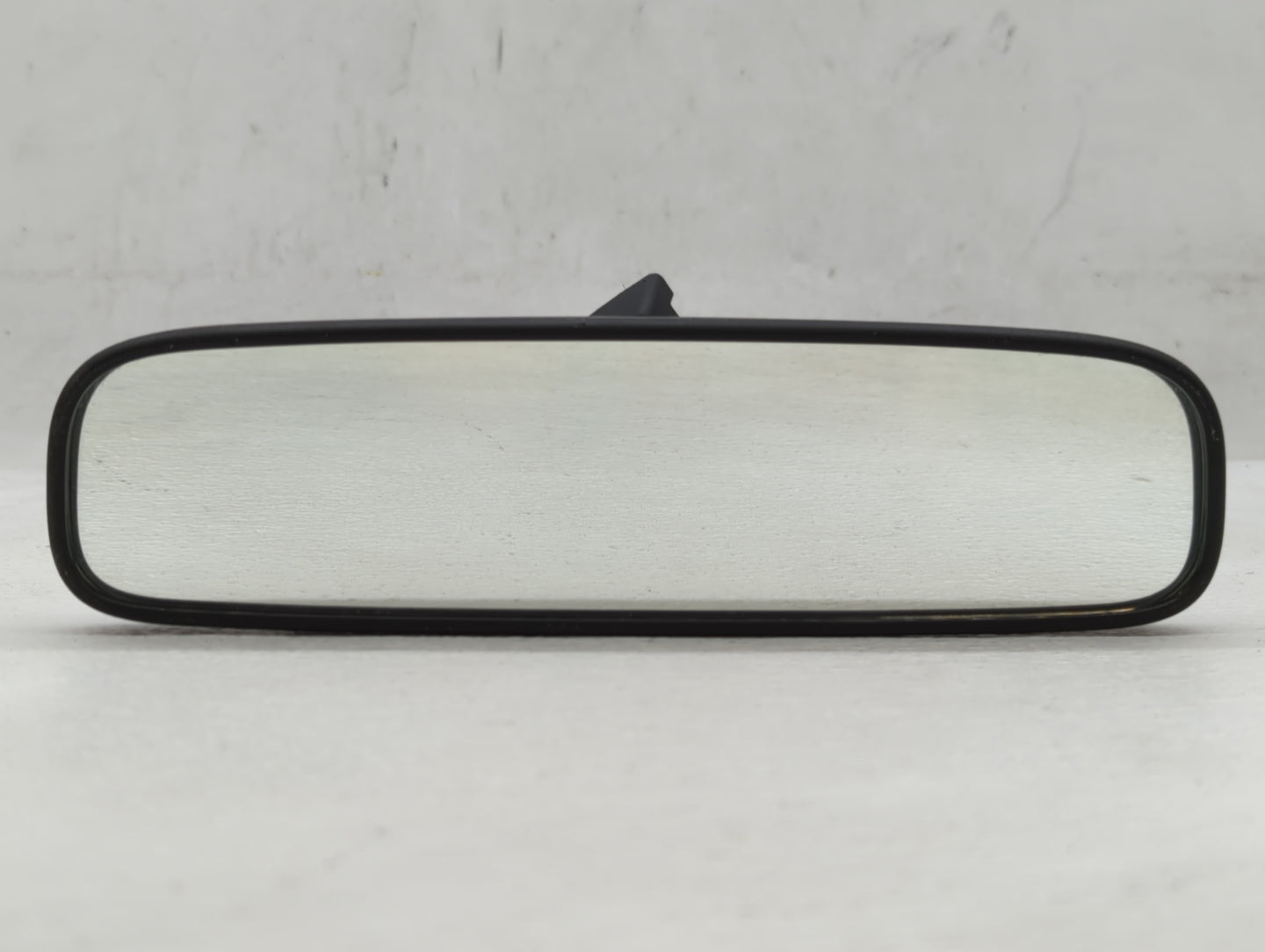 2016 Subaru Forester Interior Rear View Mirror Replacement OEM P/N:Ie4 02*2197 Ie4 03*2197 Fits OEM Used Auto Parts - Oemuse
