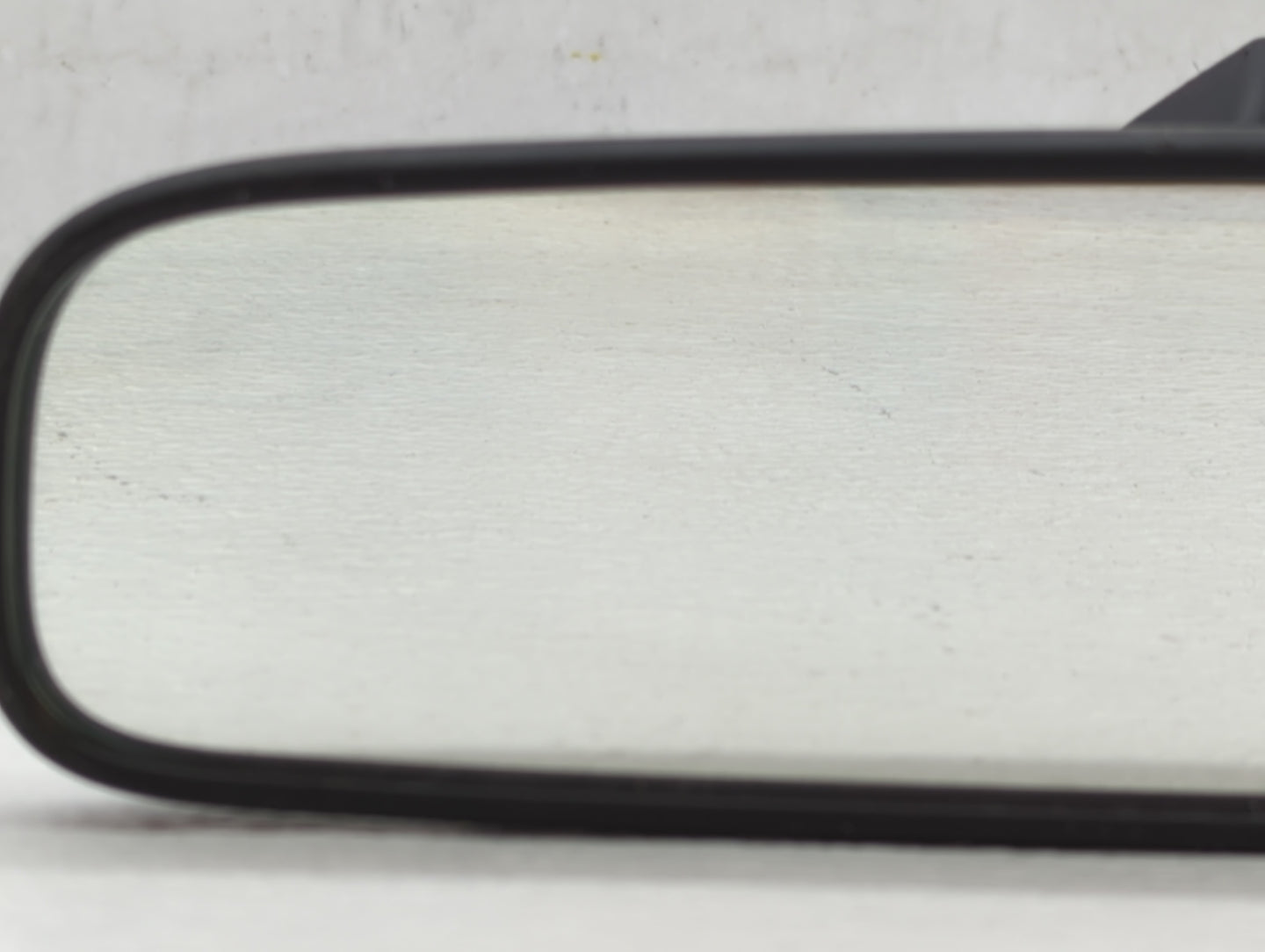 2016 Subaru Forester Interior Rear View Mirror Replacement OEM P/N:Ie4 02*2197 Ie4 03*2197 Fits OEM Used Auto Parts - Oemuse