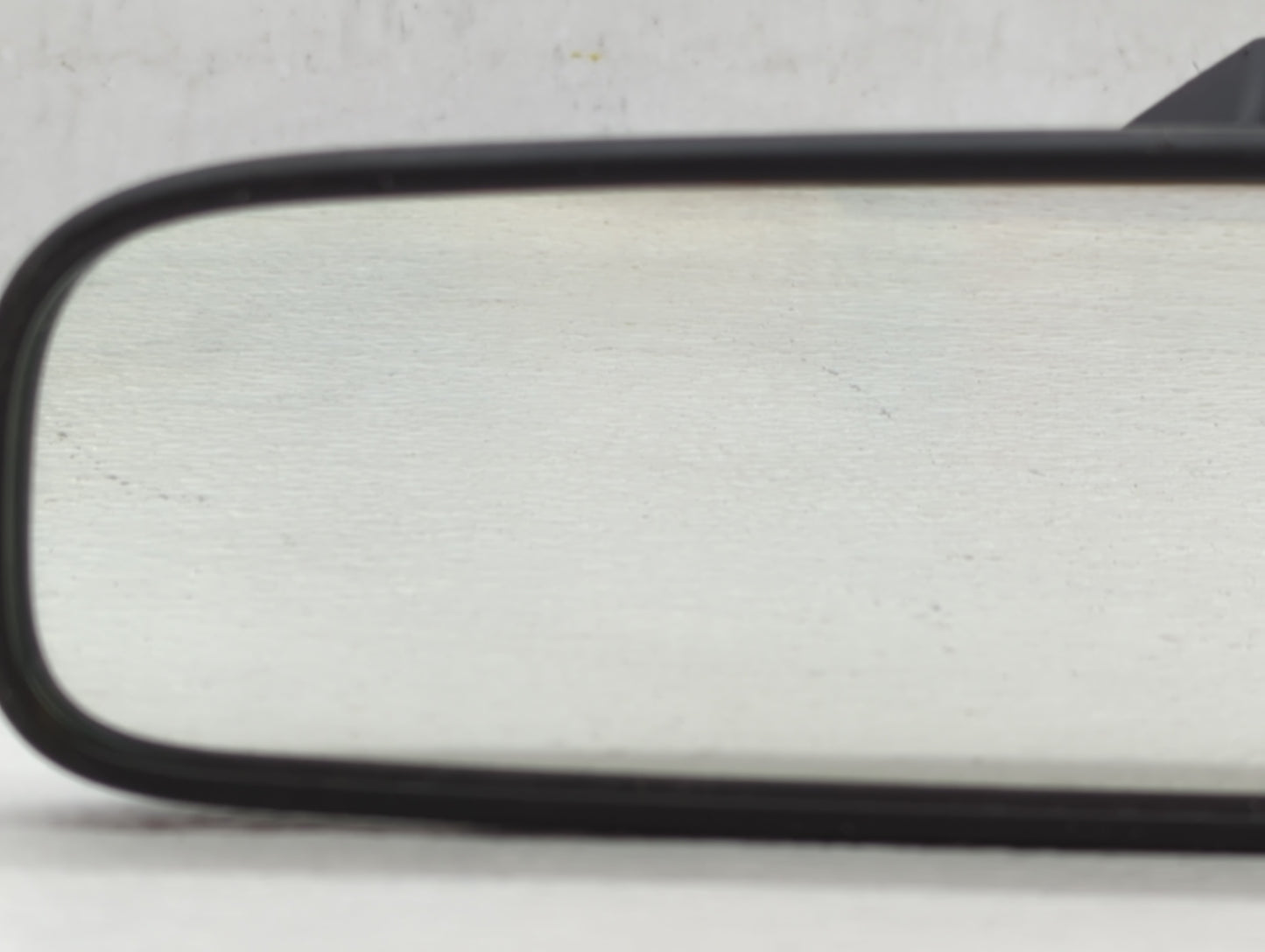 2016 Subaru Forester Interior Rear View Mirror Replacement OEM P/N:Ie4 02*2197 Ie4 03*2197 Fits OEM Used Auto Parts - Oemuse