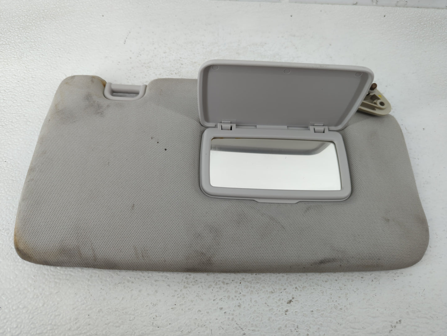 2016 Subaru Forester Sun Visor Shade Replacement Passenger Right Mirror Fits OEM Used Auto Parts - Oemusedautoparts1.com