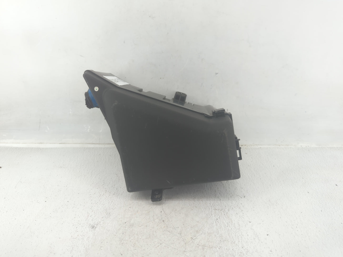 2016 Subaru Forester Fusebox Fuse Box Panel Relay Module P/N:MB504000B Fits OEM Used Auto Parts - Oemusedautoparts1.com