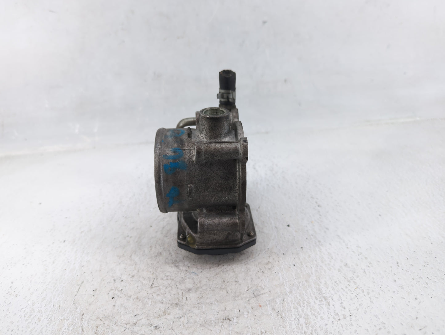2011-2018 Subaru Forester Throttle Body P/N:16112AA380 Fits Fits 2011 2012 2013 2014 2015 2016 2017 2018 OEM Used Auto Parts