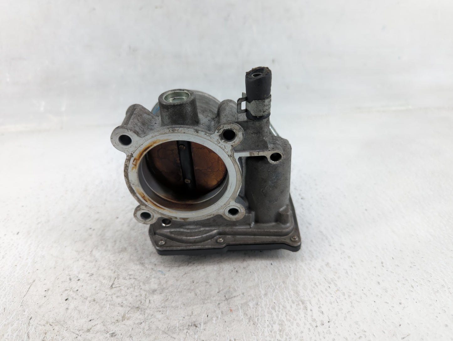 2011-2018 Subaru Forester Throttle Body P/N:16112AA380 Fits Fits 2011 2012 2013 2014 2015 2016 2017 2018 OEM Used Auto Parts