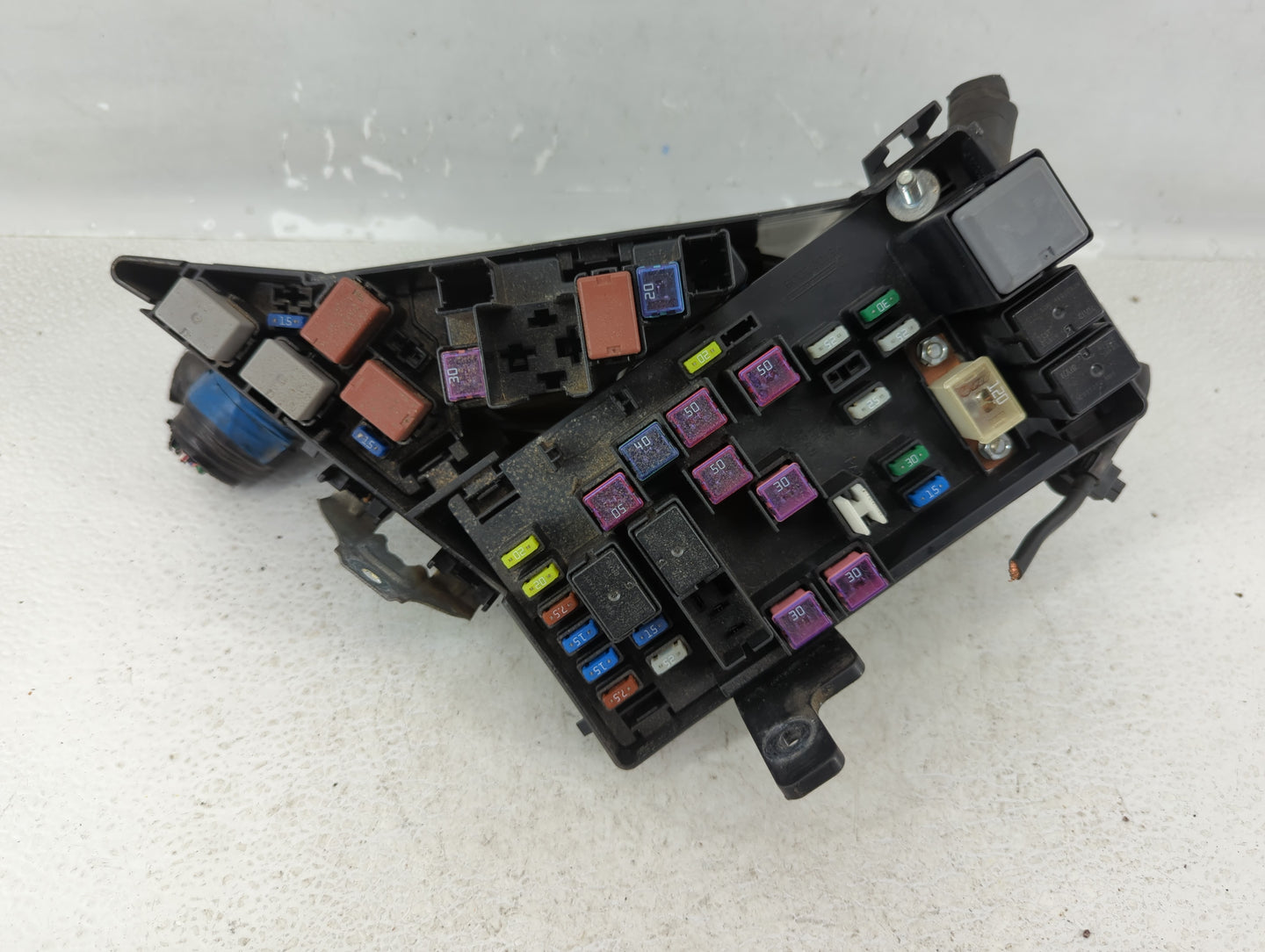2016 Subaru Forester Fusebox Fuse Box Panel Relay Module P/N:MB100200B Fits OEM Used Auto Parts - Oemusedautoparts1.com