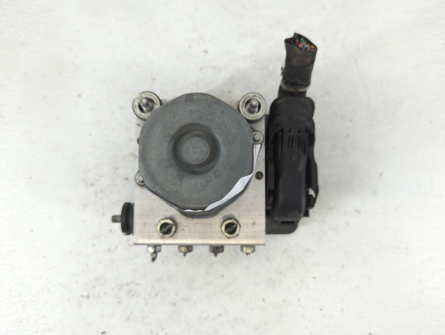 2016 Subaru Forester ABS Pump Control Module Replacement P/N:27536SG090 Fits OEM Used Auto Parts - Oemusedautoparts1.com