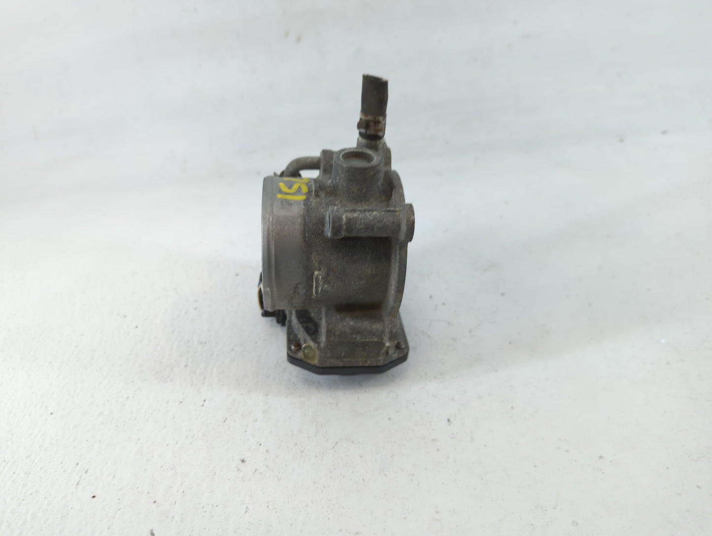 2011-2018 Subaru Forester Throttle Body P/N:16112AA380 Fits Fits 2011 2012 2013 2014 2015 2016 2017 2018 OEM Used Auto Parts
