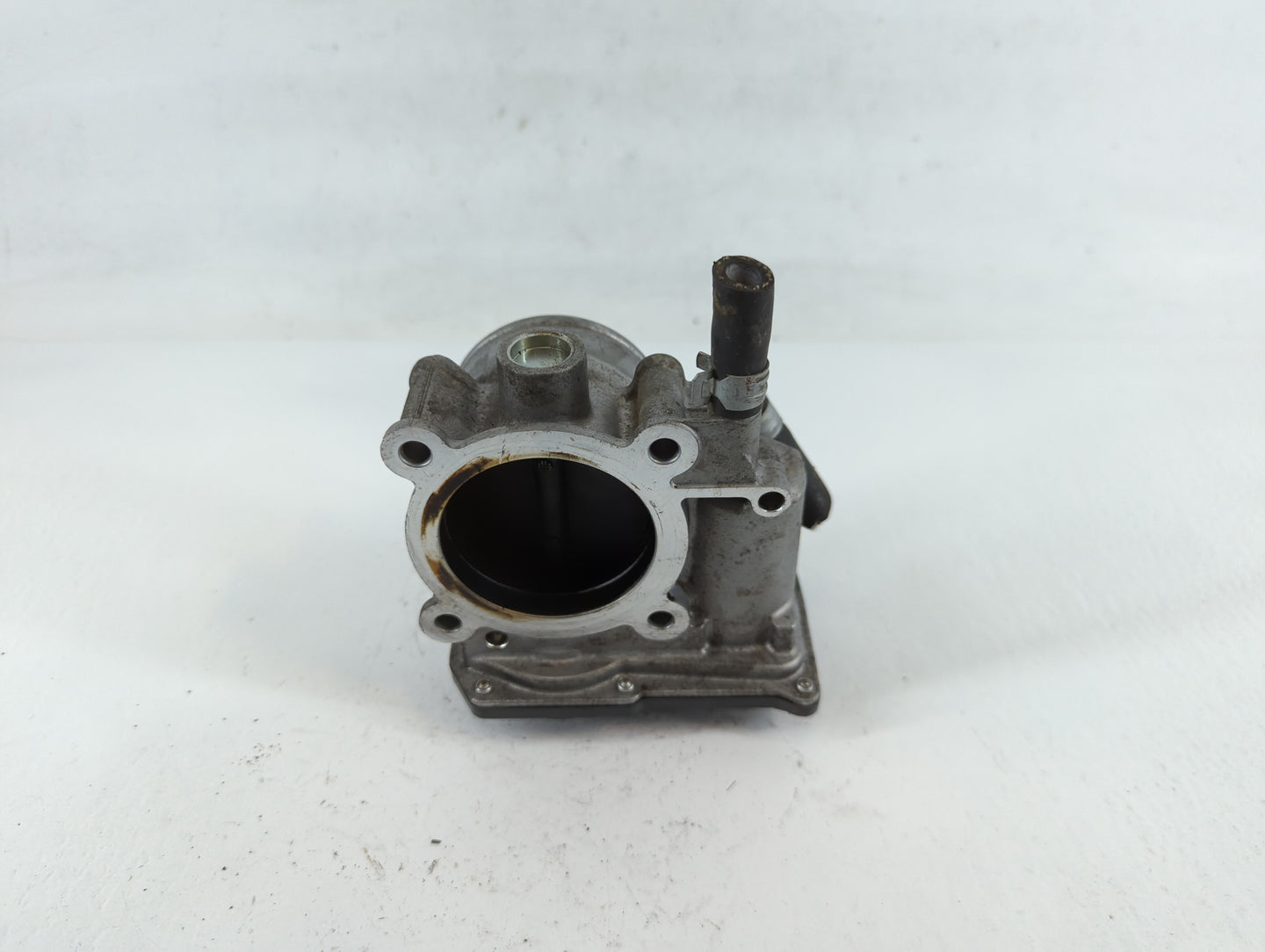 2011-2018 Subaru Forester Throttle Body P/N:16112AA380 Fits Fits 2011 2012 2013 2014 2015 2016 2017 2018 OEM Used Auto Parts