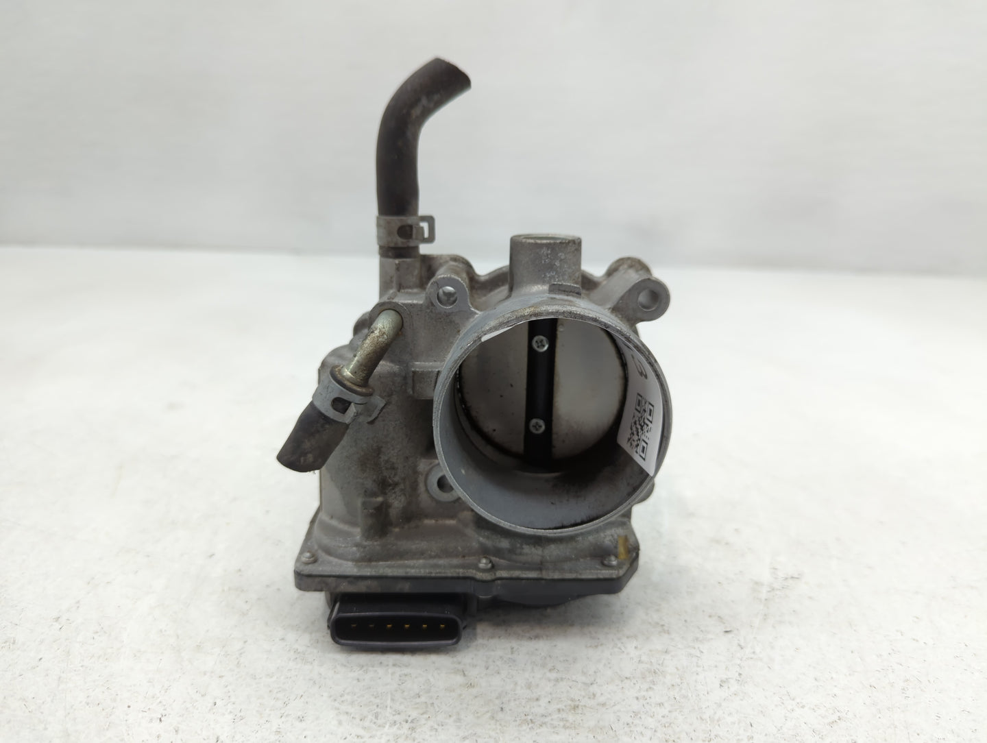 2011-2018 Subaru Forester Throttle Body P/N:16112AA380 Fits Fits 2011 2012 2013 2014 2015 2016 2017 2018 OEM Used Auto Parts