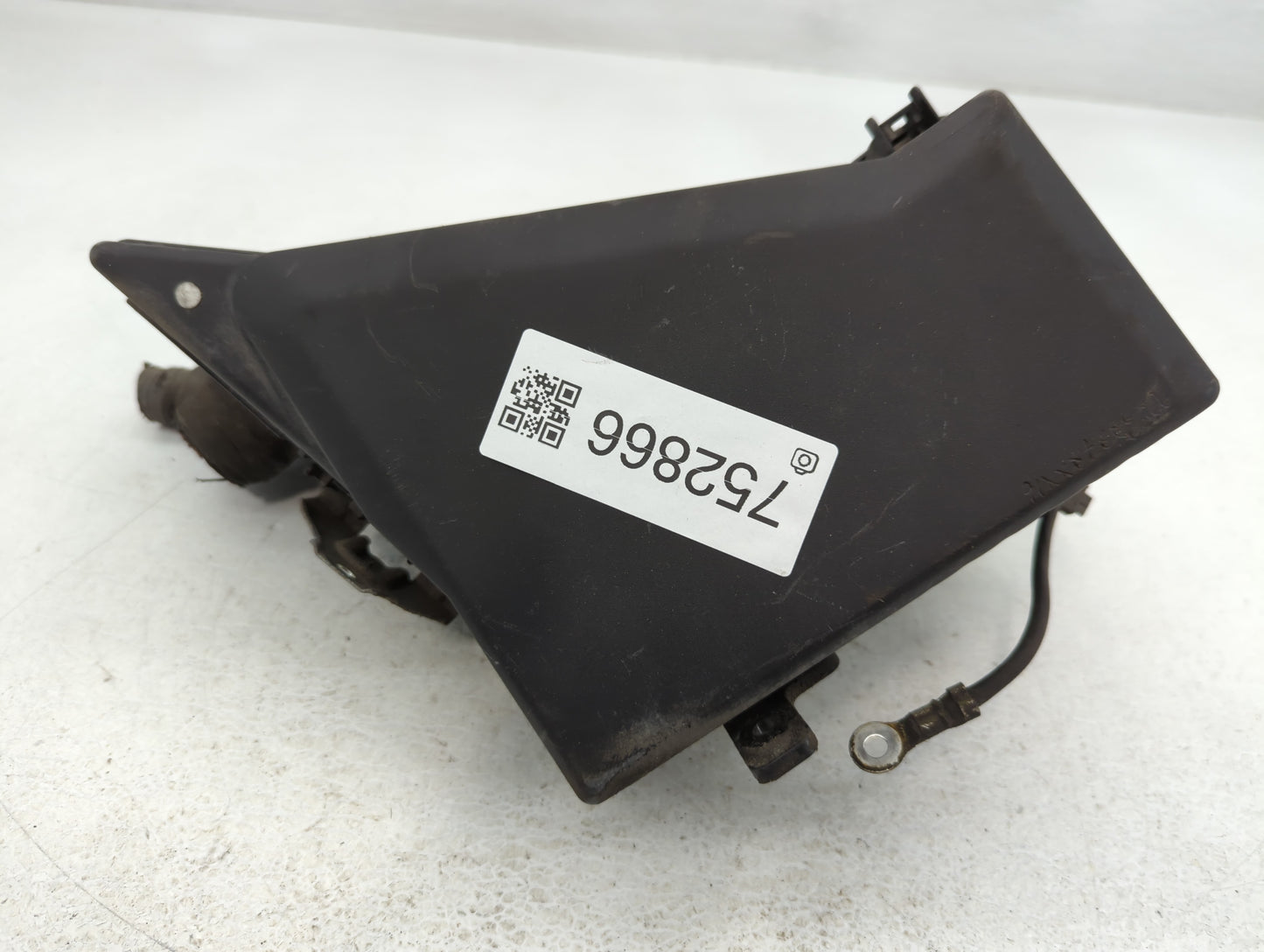 2016-2018 Subaru Forester Fusebox Fuse Box Panel Relay Module P/N:MB504000B Fits Fits 2016 2017 2018 OEM Used Auto Parts - O