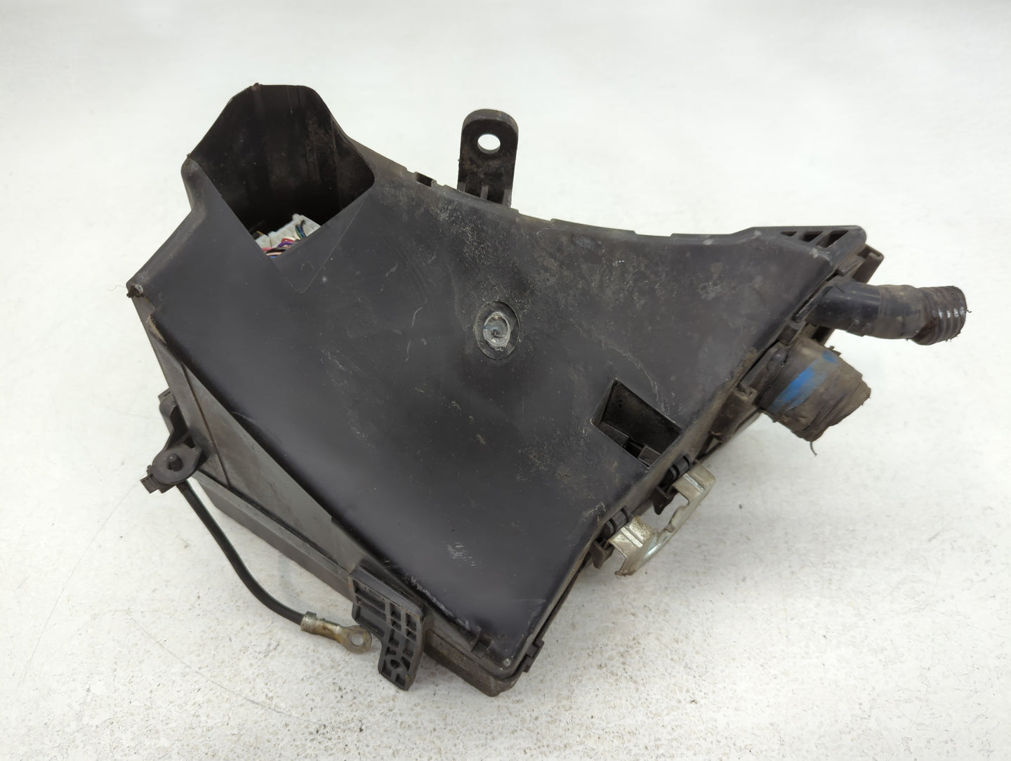 2016-2018 Subaru Forester Fusebox Fuse Box Panel Relay Module P/N:MB504000B Fits Fits 2016 2017 2018 OEM Used Auto Parts - O