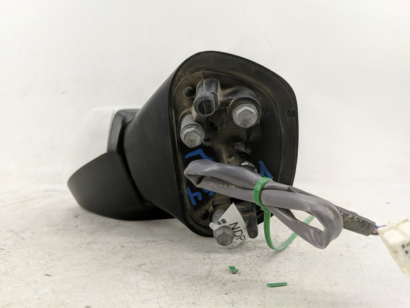 2016 Subaru Impreza Side Mirror Replacement Driver Left View Door Mirror P/N:IIIE13037559 A048695 Fits OEM Used Auto Parts -