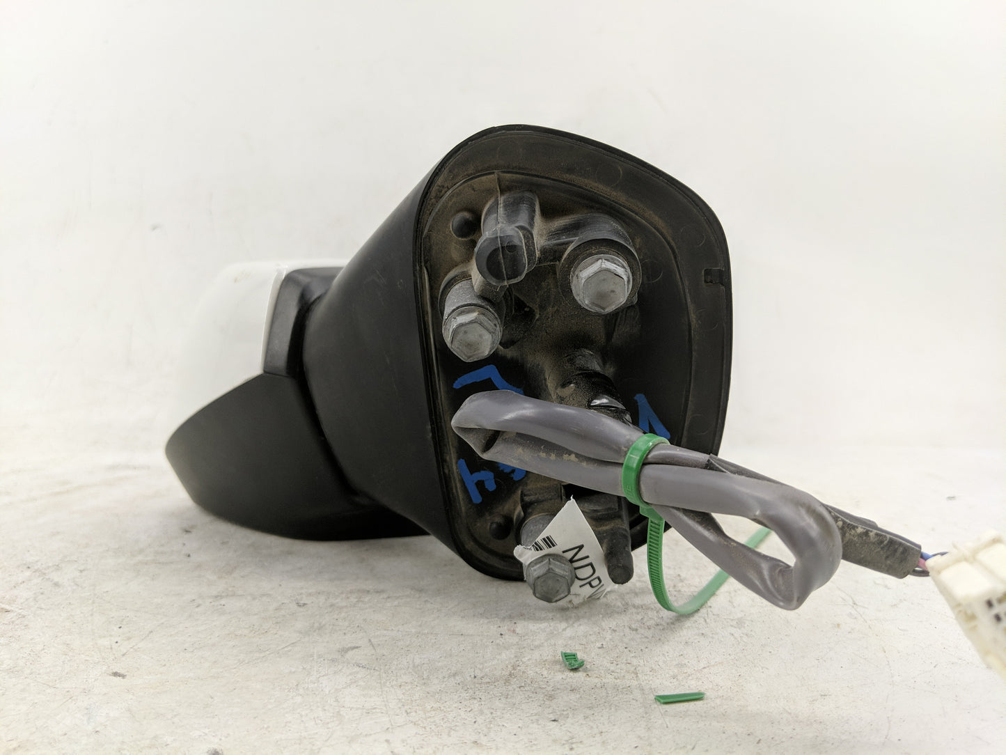 2016 Subaru Impreza Side Mirror Replacement Driver Left View Door Mirror P/N:IIIE13037559 A048695 Fits OEM Used Auto Parts -